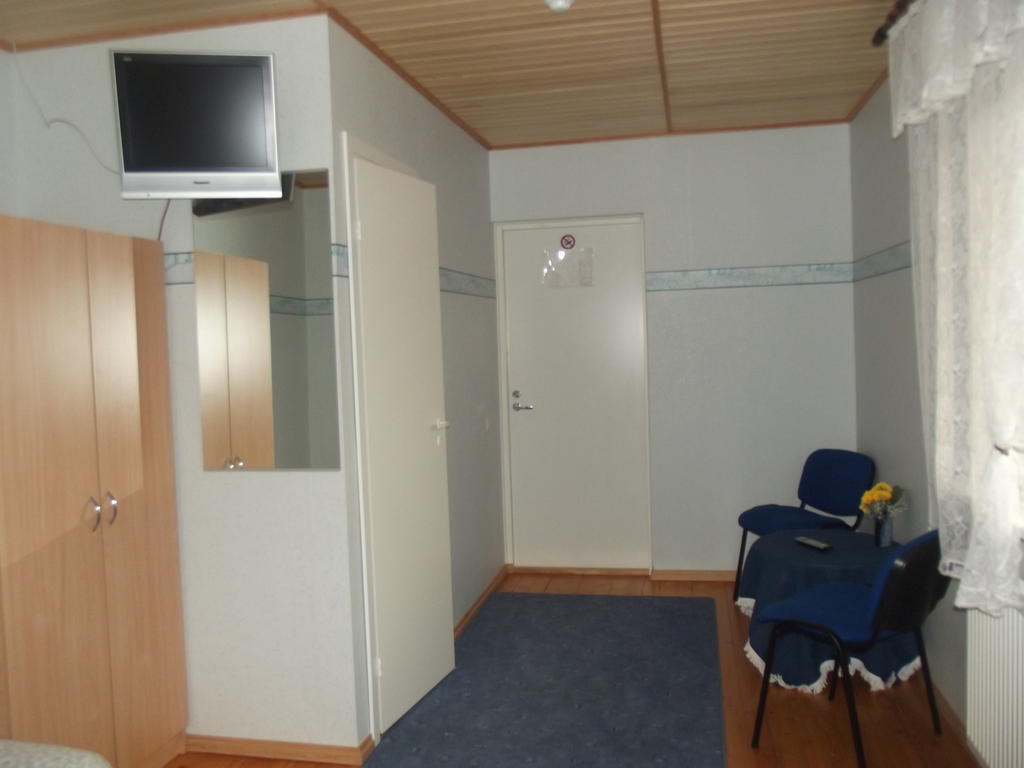 Kure Guesthouse Rahinge Habitación foto