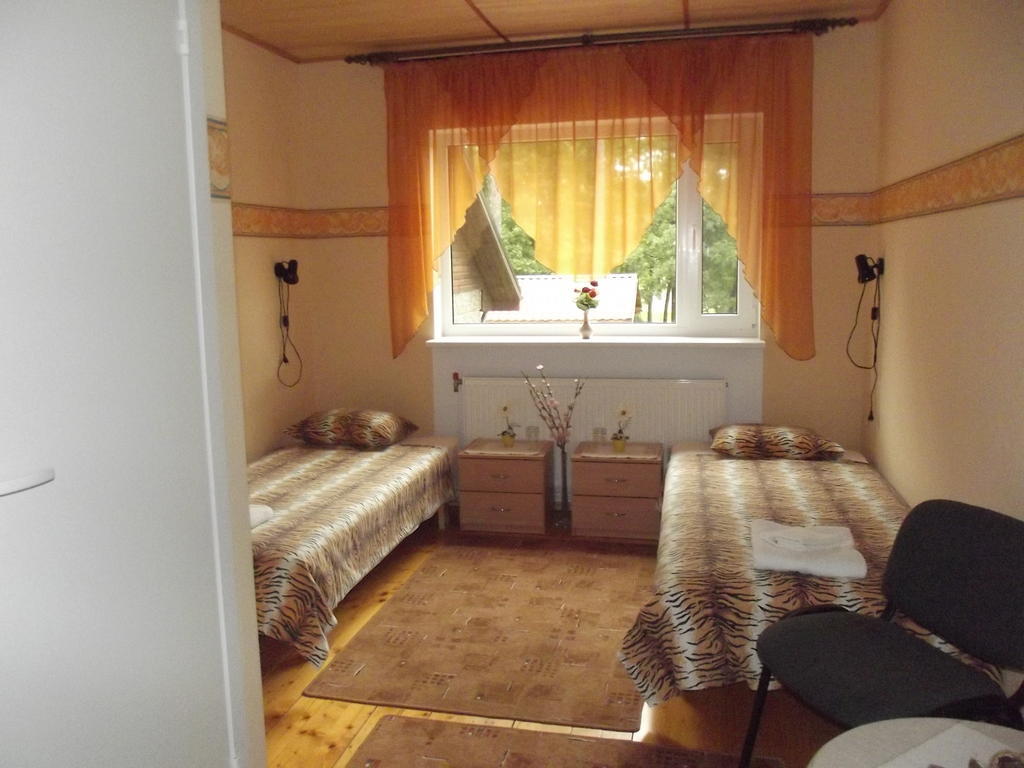 Kure Guesthouse Rahinge Habitación foto