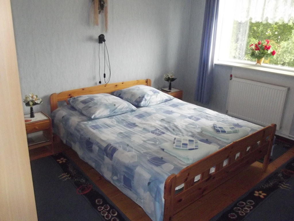 Kure Guesthouse Rahinge Habitación foto