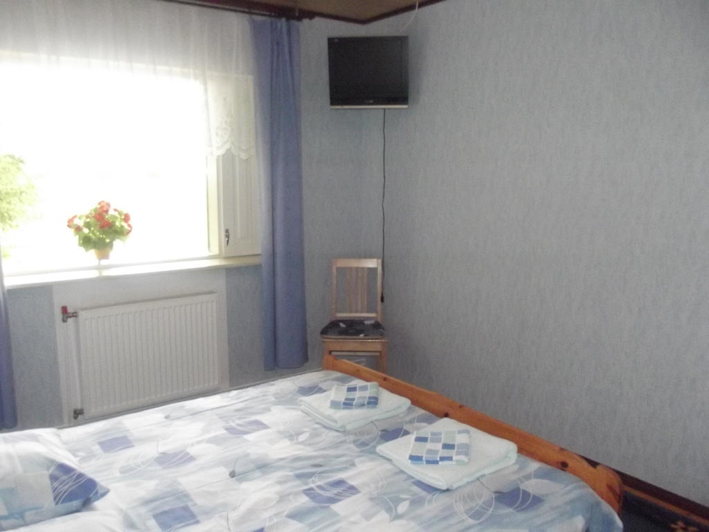Kure Guesthouse Rahinge Habitación foto