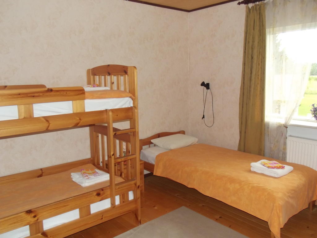 Kure Guesthouse Rahinge Habitación foto